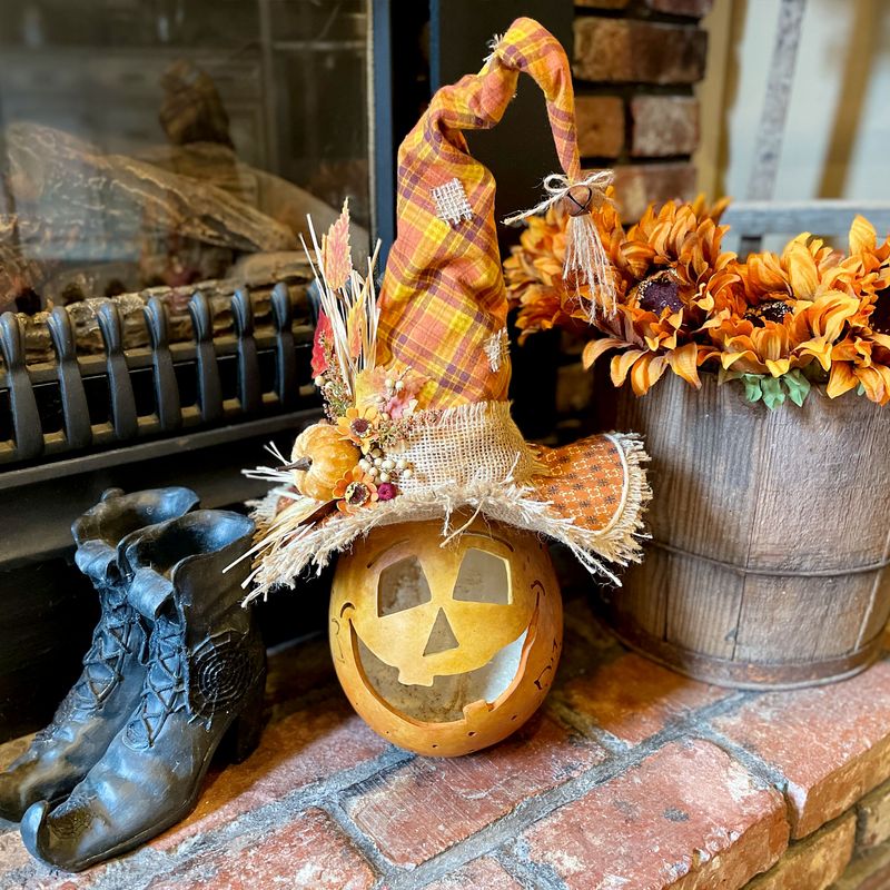 Seasonal Pumpkin And Gourd Displays