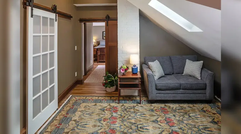 Walker's Point Guest Apartment