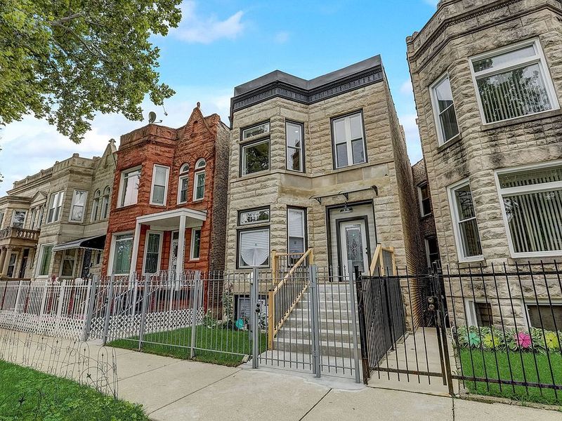 8 Chicago Greystone Homes With Historic Details That Endure - Decor Hint Flournoy Street Restoration