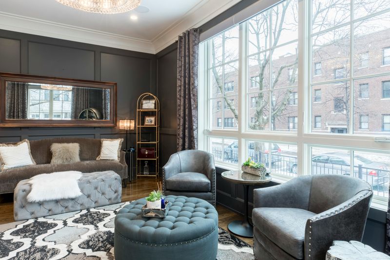 What Houston's Luxury Interiors Teach Us About Modern Southern Living - Decor Hint Elegant Comfort Is Non-Negotiable