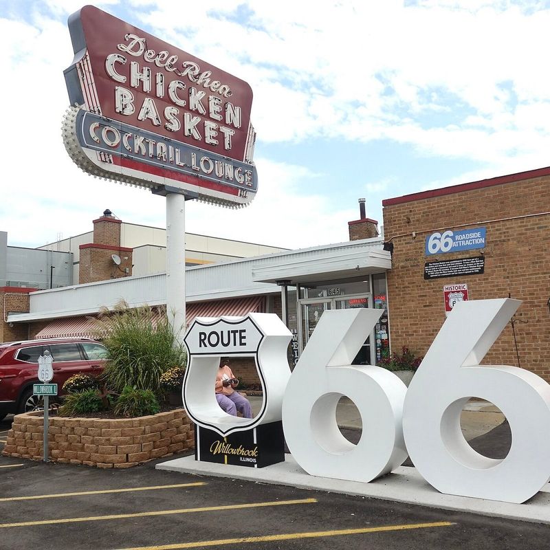 11 Classic Illinois Restaurants Seniors Can't Get Enough Of - Decor Hint Dell Rhea's Chicken Basket
