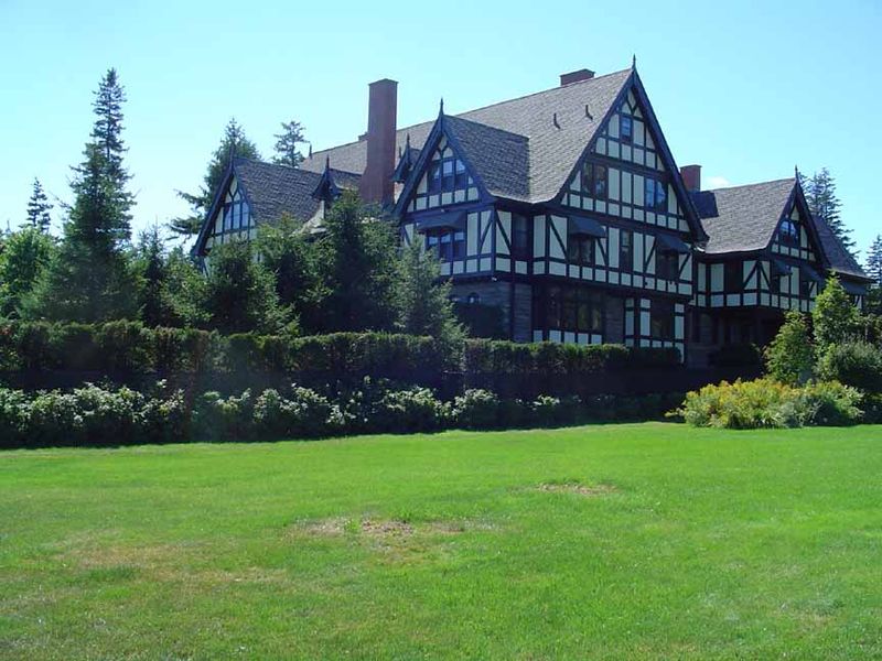 19 Historic Coastal Cottages That Define Maine's Charm - Decor Hint John Innes Kane Cottage – Bar Harbor's Gilded Age Gem