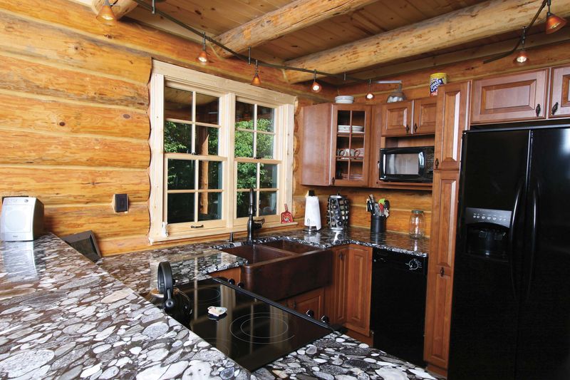 10 Colorado Cabin Kitchens That Glow With Rustic Charm - Decor Hint Paned Windows With Mountain Views: Nature's Living Artwork