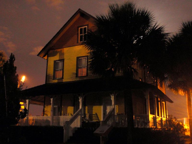 Riddle House's Murderous Past