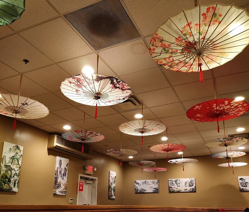 China Moon Buffet, Barre