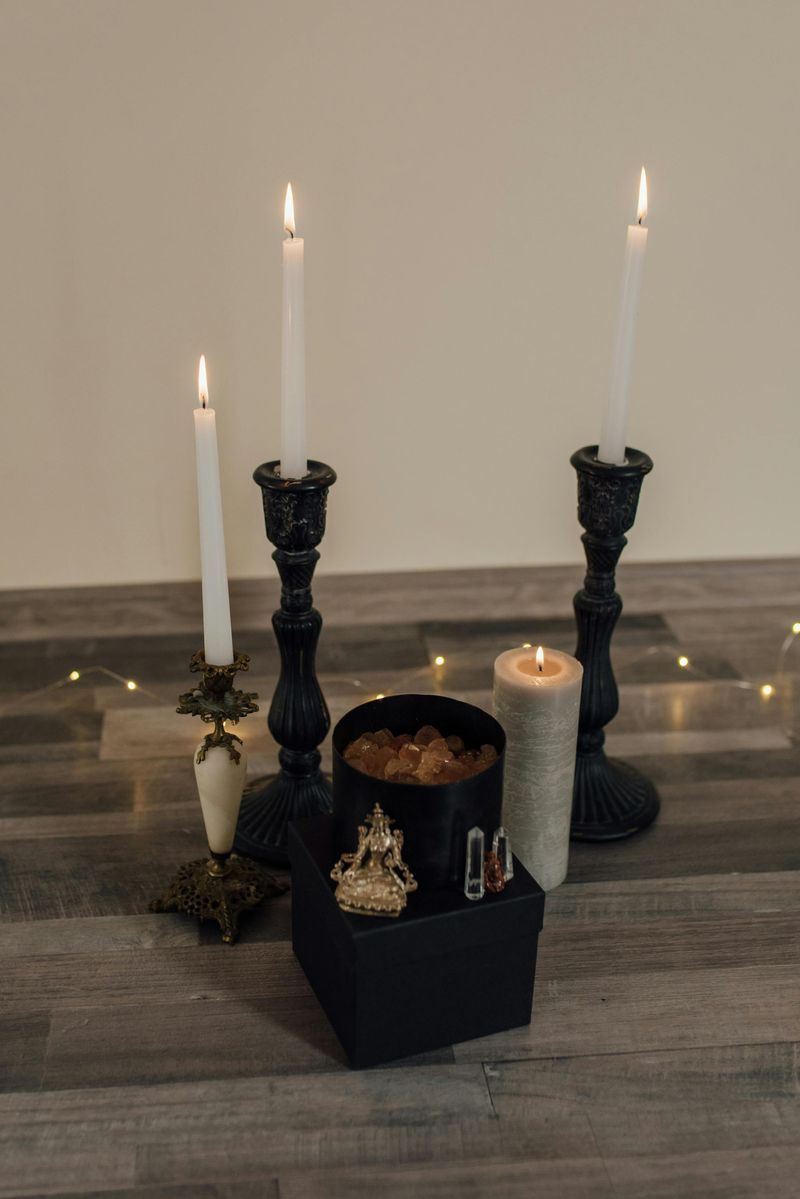 Decor Items Designed For Year-Round Use