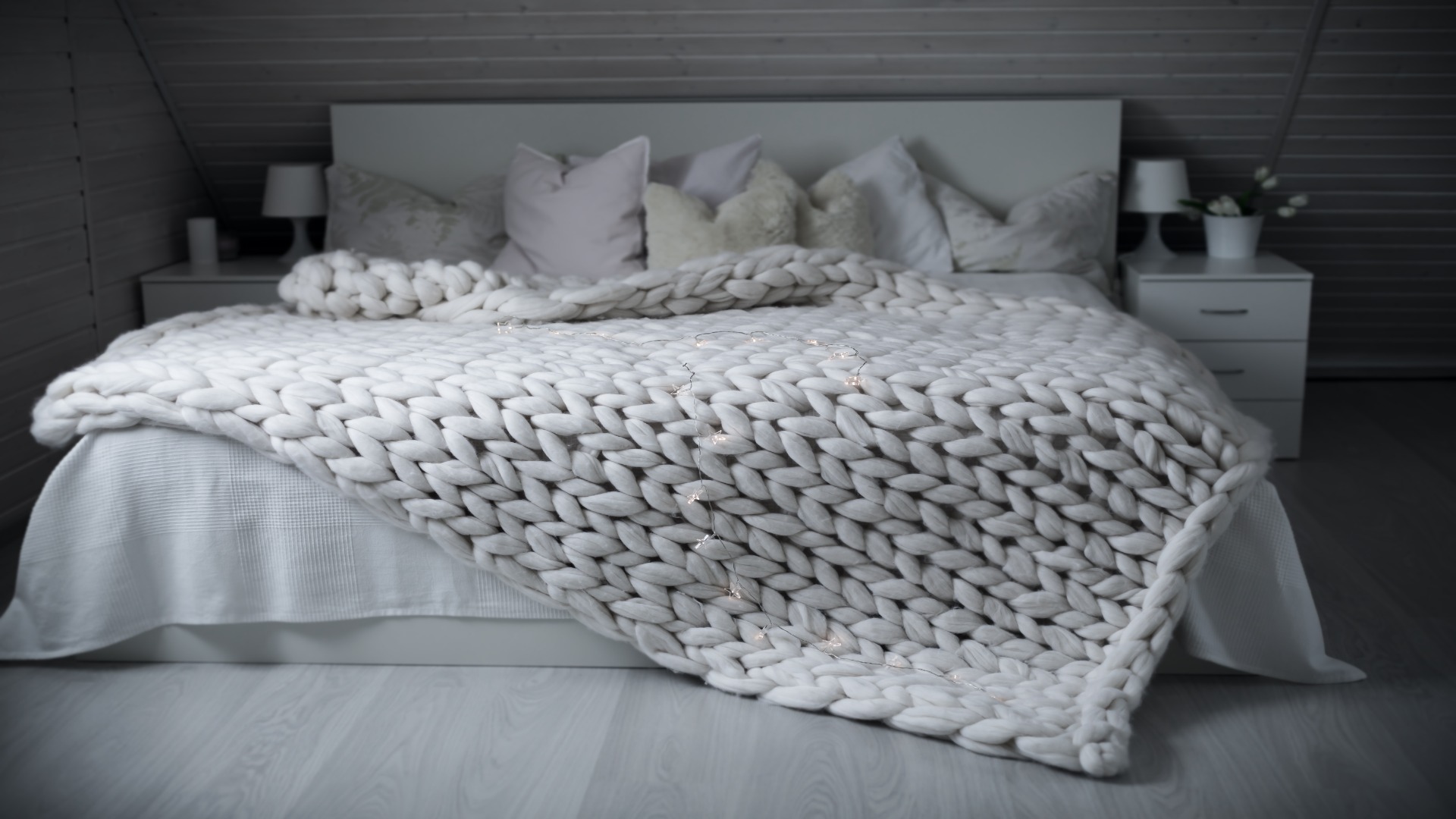 shutterstock 1157737036 resized to 1920x1080 1 - Decor Hint