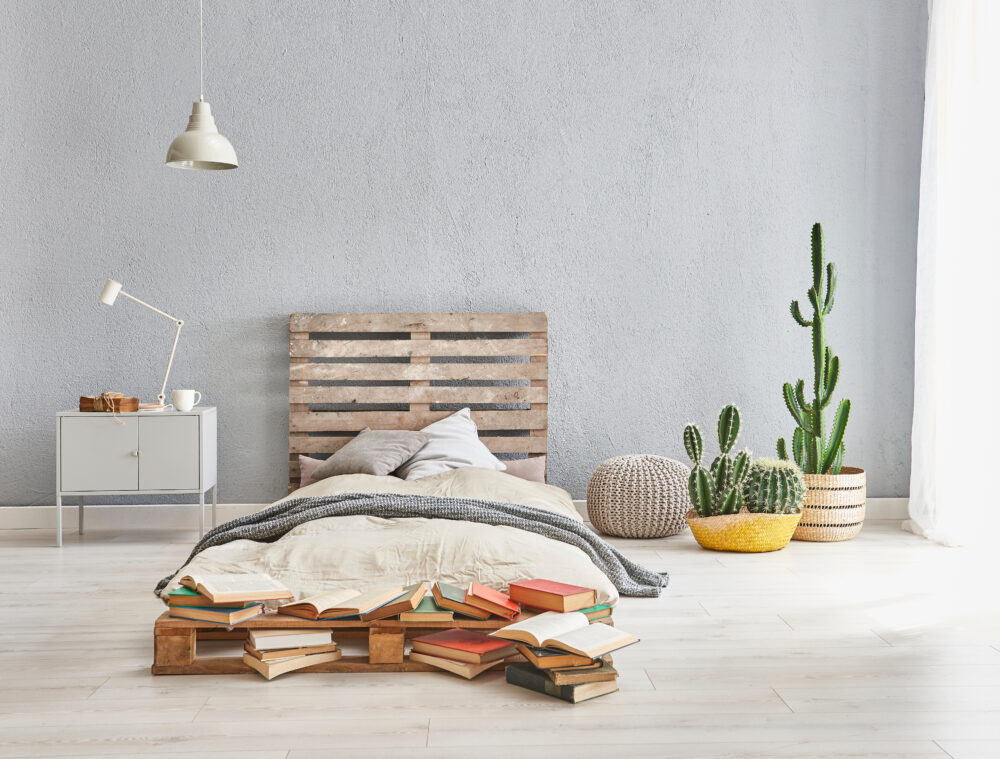 15 Wooden Pallet Upcycling Ideas That Could Be Worth Considering - Decor Hint Chic Pallet Headboard With Lights