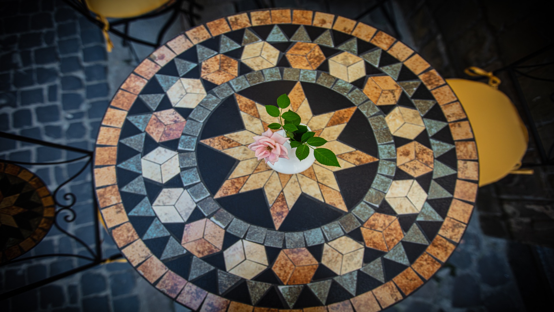 shutterstock 1467757025 resized to 1920x1080 1 - Decor Hint