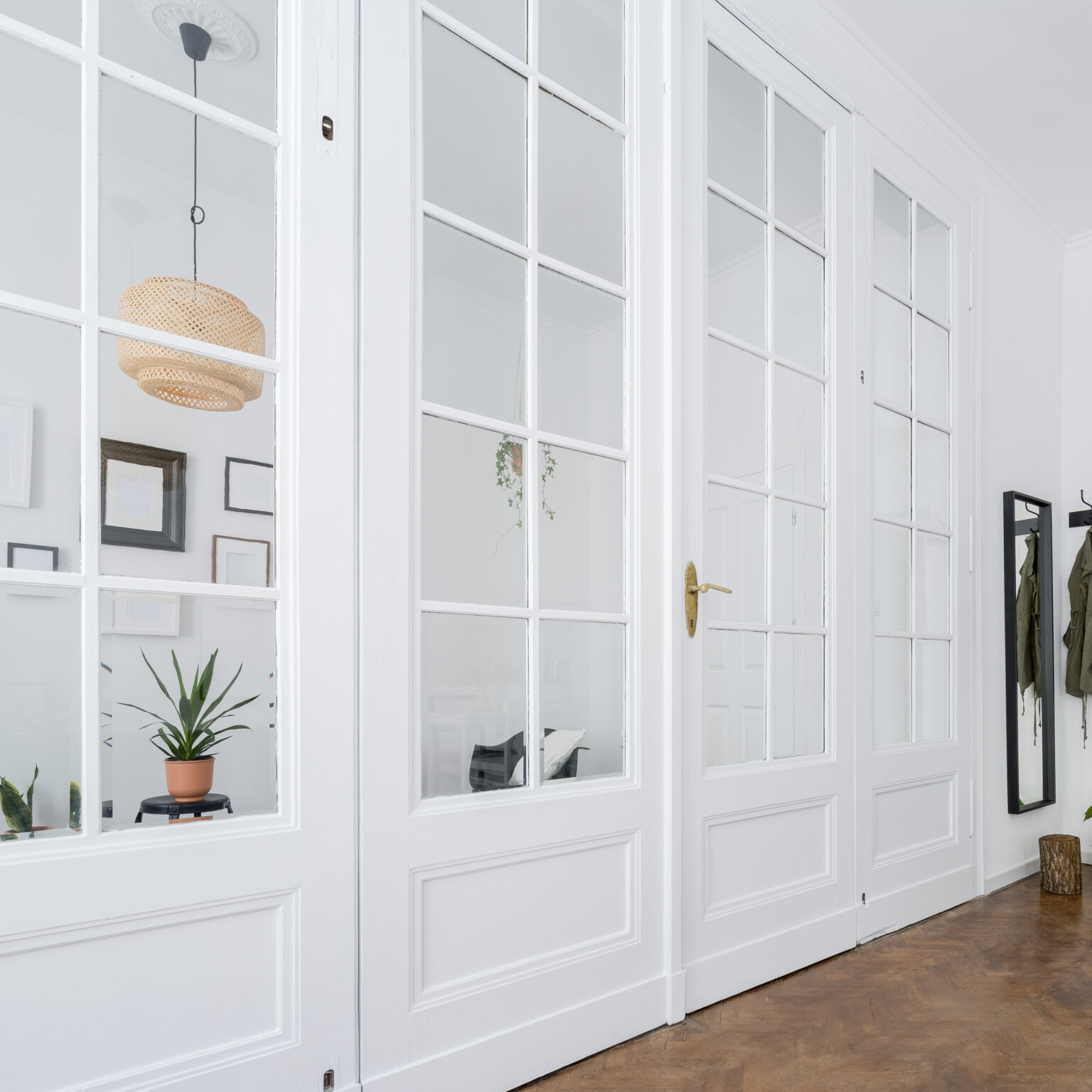 Vestibule Is An Older Entryway Design Trend That May Be Returning