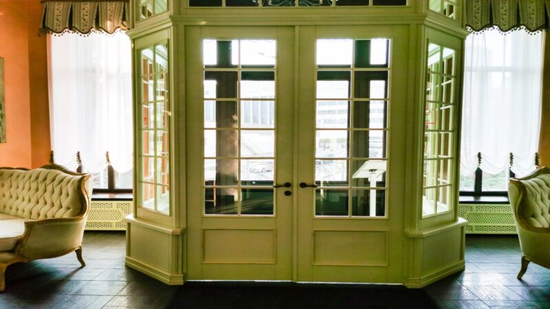 Vestibule Is An Older Entryway Design Trend That May Be Returning