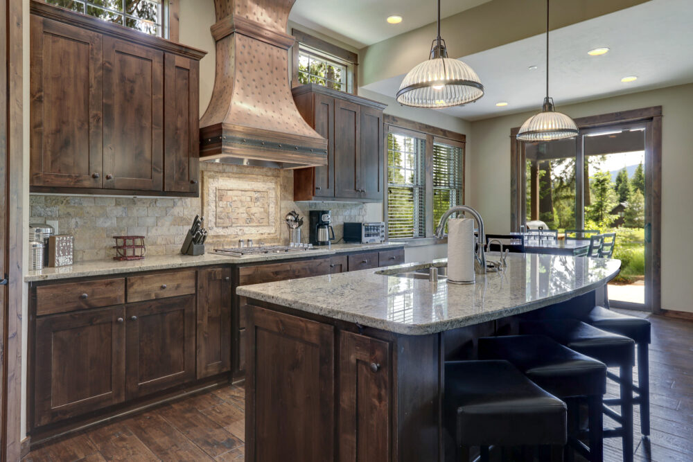19 Kitchen Backsplash Ideas That May Work Well In Different Designs - Decor Hint Natural Stone Finishes