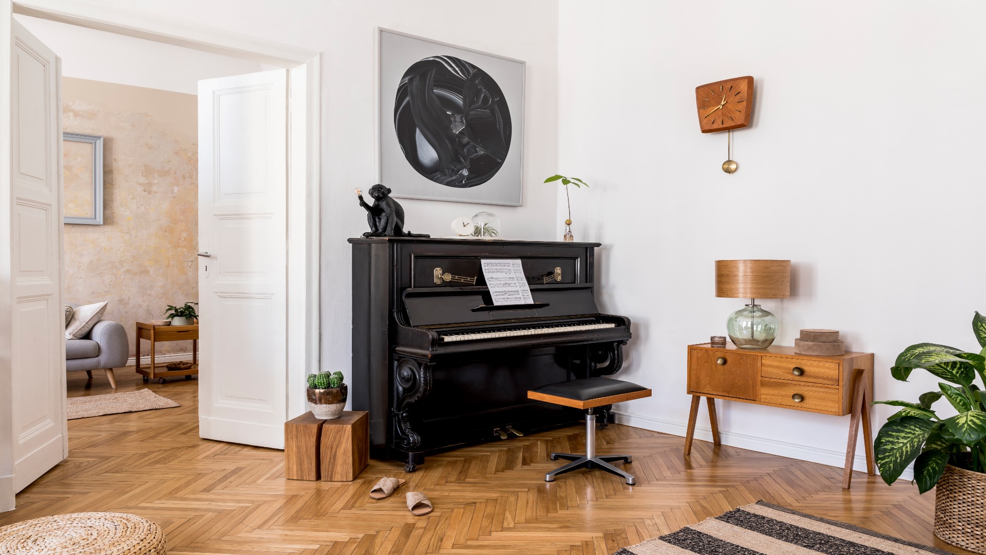 shutterstock 1758644699 resized to 1920x1080 1 - Decor Hint