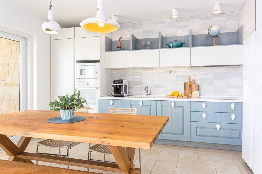 5 Alternatives To Gray Kitchen Walls That Designers Say May Be Worth Considering - Decor Hint Light Blue