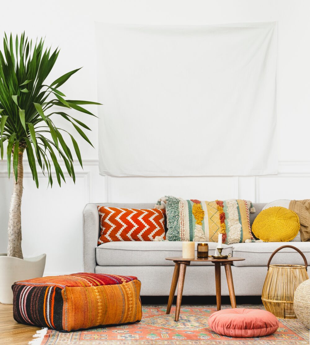 Ways To Find And Incorporate Tapestries Into Home Design - Decor Hint Using Tapestries As Wall Hangings