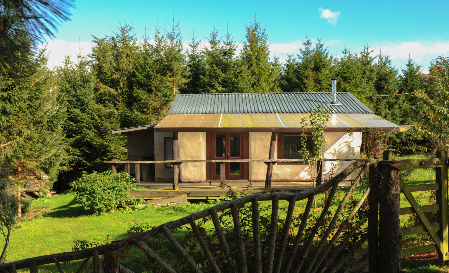 Curated visual reference: Gallery Detail: 14 Off Grid Homes From Around The World That Could