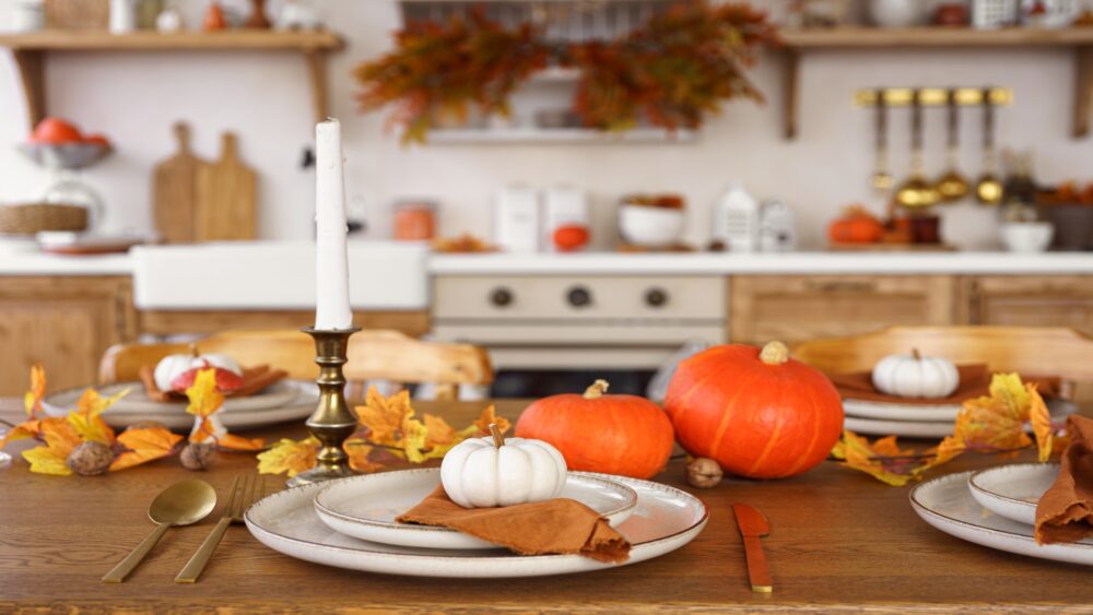 shutterstock 2525581109 resized to 1920x1080 1 - Decor Hint