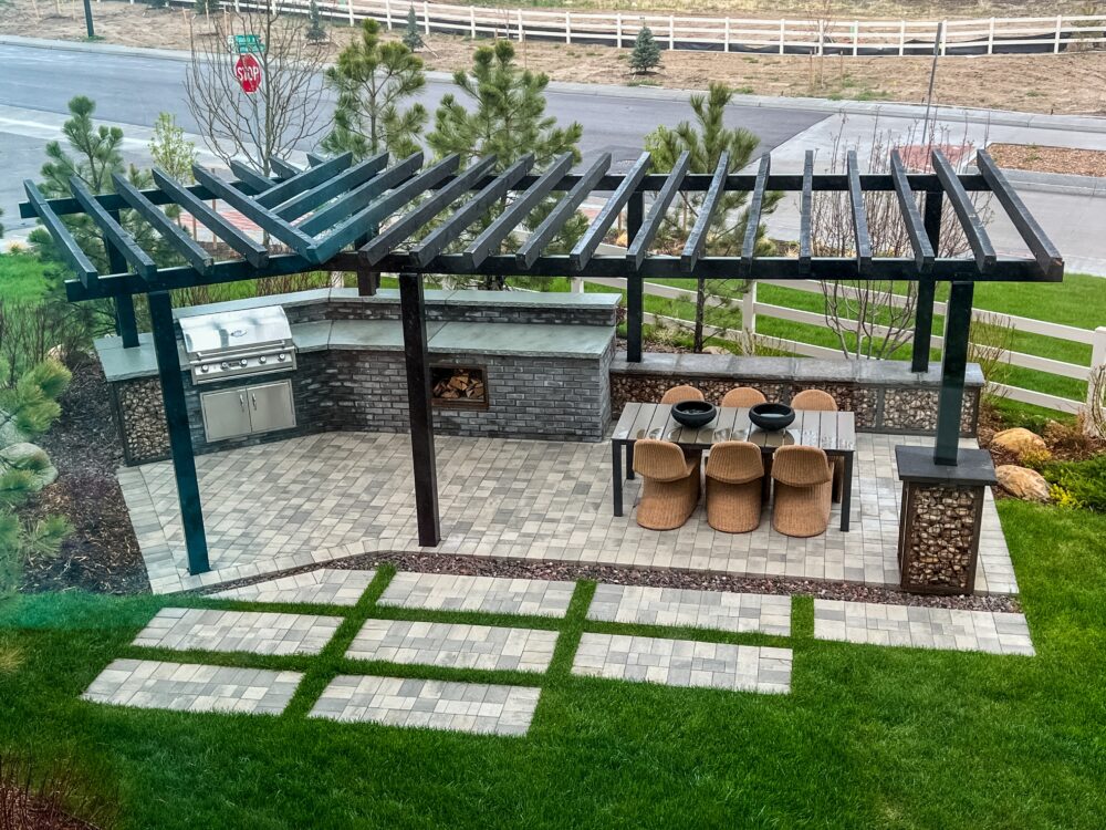 5 Backyard Design Choices That May Not Be Cost-Effective - Decor Hint Oversized Outdoor Kitchens And Dining Areas