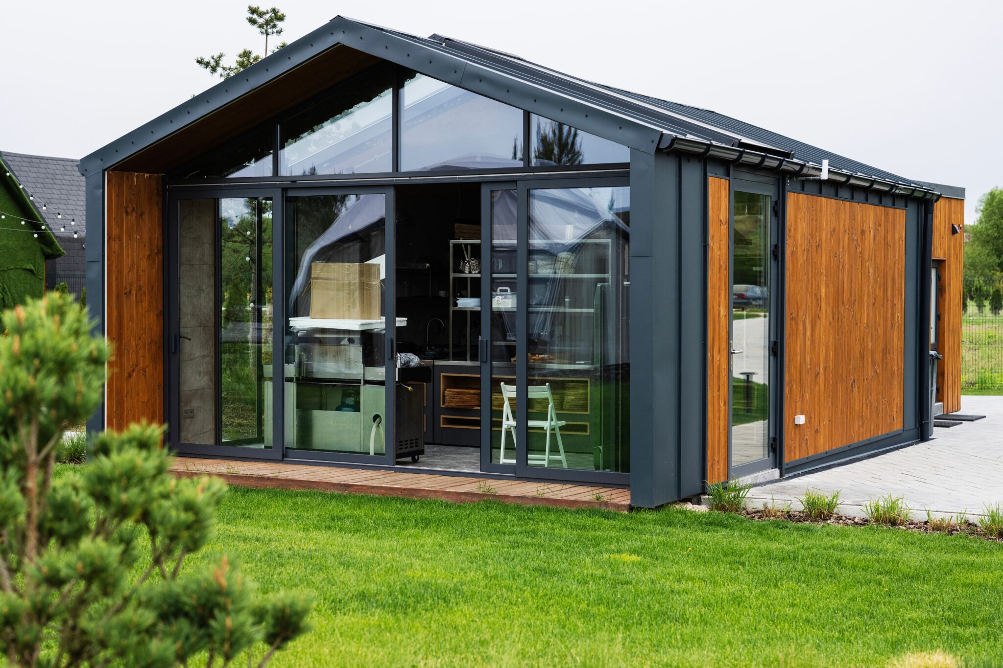 14 Off-Grid Homes From Around The World That Could Inspire Sustainable ...