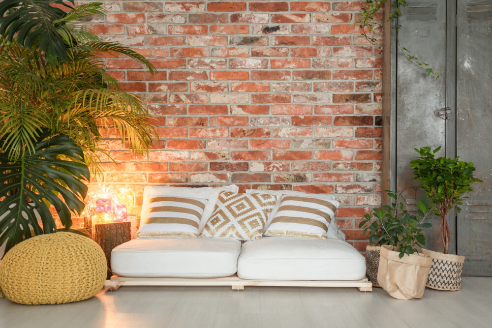 15 Wooden Pallet Upcycling Ideas That Could Be Worth Considering - Decor Hint DIY Outdoor Lounge Daybed
