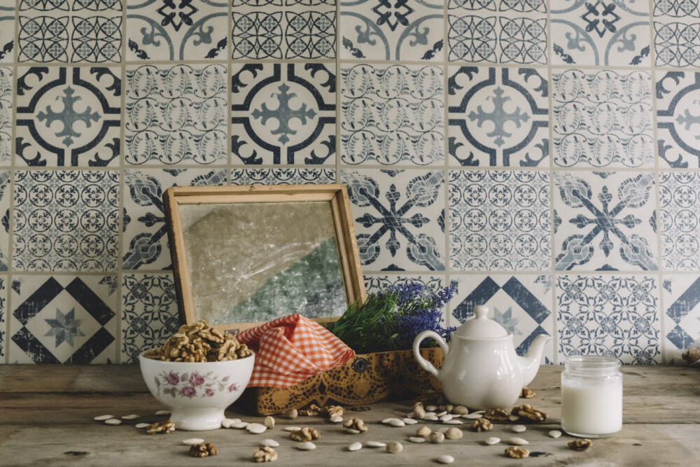 19 Kitchen Backsplash Ideas That May Work Well In Different Designs - Decor Hint Colorful Hand-Painted Tiles