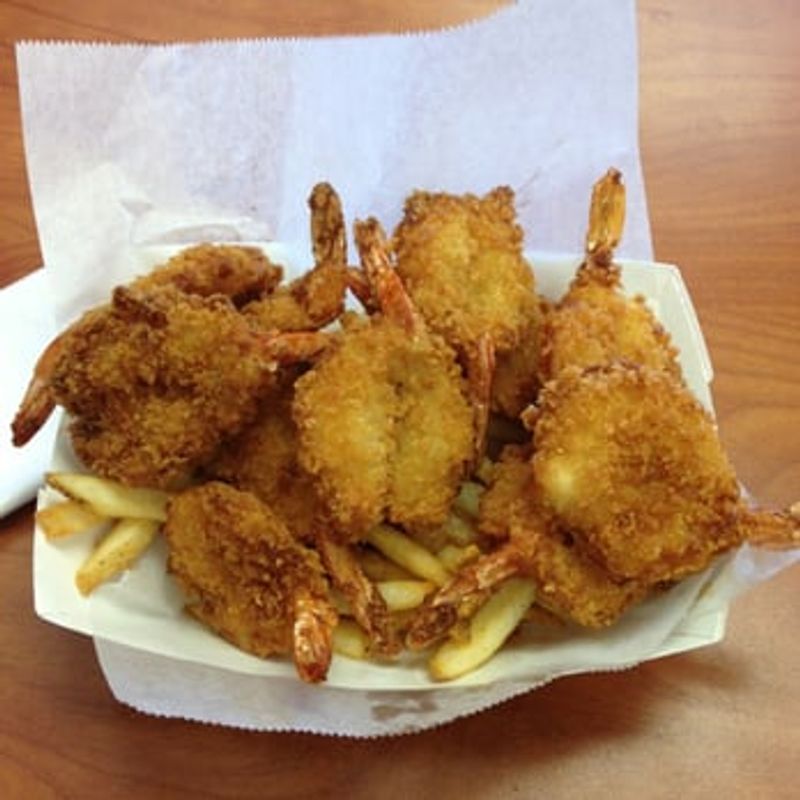 10 Arizona Spots Serving Golden, Crispy Catfish Worth The Drive - Decor Hint Maryln's Fish & Chips - Phoenix / Mesa