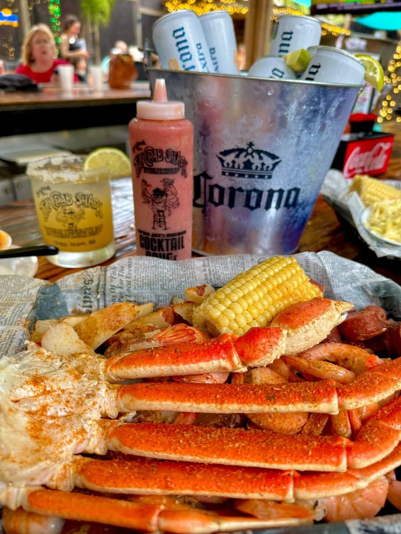 10 Can't-Miss All-You-Can-Eat Seafood Spots In Georgia For Unlimited Plates - Decor Hint The Crab Shack - Tybee Island