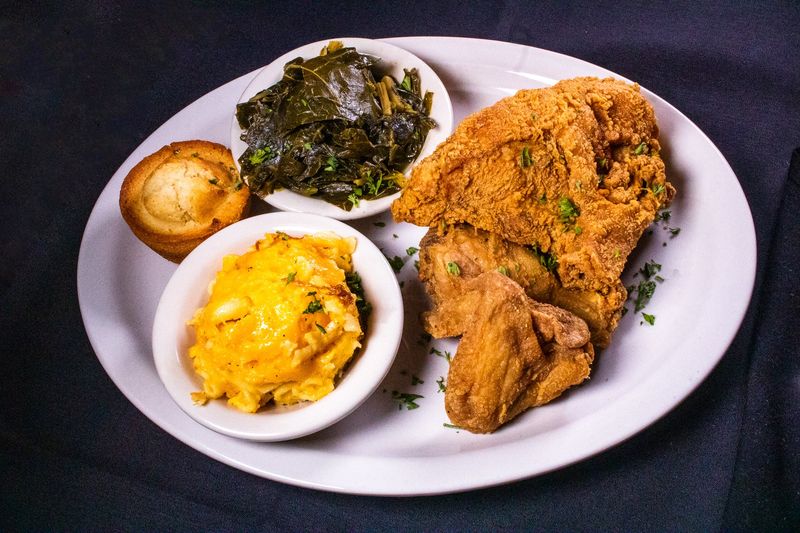 Mama Lou's Kitchen in Tampa