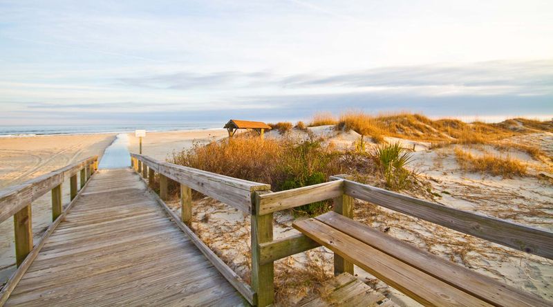 10 Georgia Beach Towns Overrun By Tourists, According To Locals - Decor Hint Tybee Island