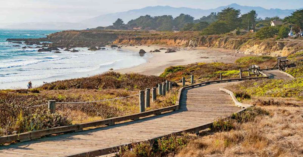 10 Hidden Coastal California Towns Where You Can Still Escape The Crowds - Decor Hint 10 Hidden Coastal California Towns Where You Can Still Escape The Crowds - Decor Hint