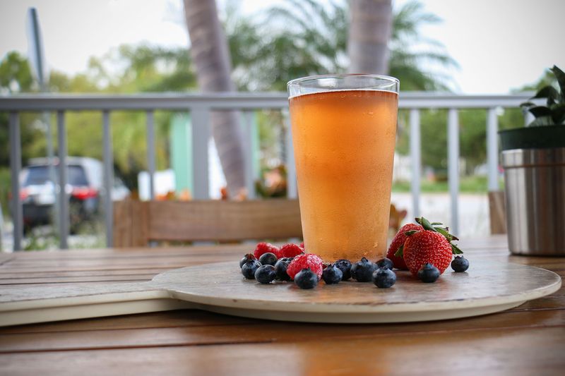 10 Must-Try Vegan Restaurants On Florida's Treasure Coast - Decor Hint Fruits & Roots Juice Bar & Vegan Café (Stuart)