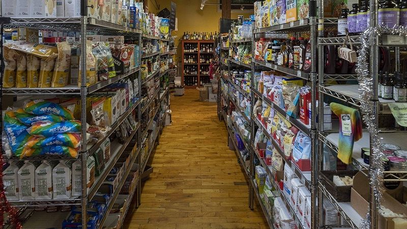 10 North Carolina Country Stores Where The Food's Worth The Backroads Drive - Decor Hint Saxapahaw General Store - Saxapahaw