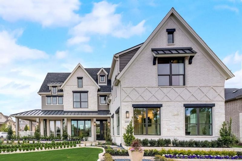 10 Texas Home Styles Experts Predict Will See Price Drops By Late 2025 - Decor Hint Massive McMansions in Suburban Sprawl