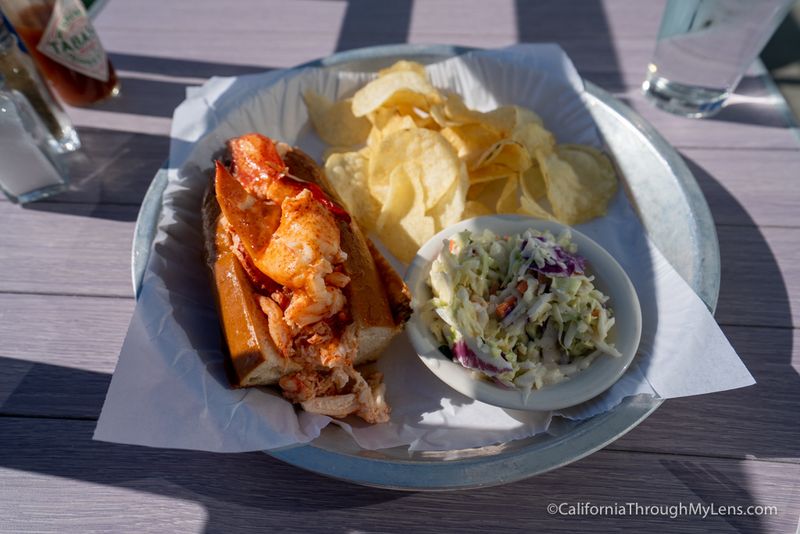 11 California Lobster Roll Shacks That Nail Simple, Coastal Flavor - Decor Hint Sam's Chowder House - Half Moon Bay