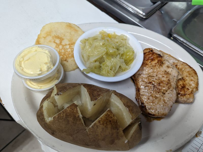 The Country Store, Where Bradfordsville Breaks Bread