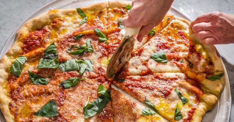 12 Classic New York Pizza Spots That Break the Rules No Slices Here - Decor Hint Di Fara Pizza