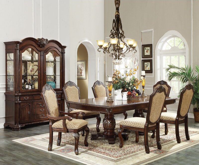 Chippendale Dining Sets With Mahogany Finishes