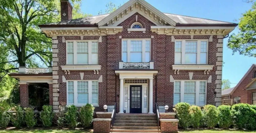 12 Must See Alabama Homes Gaining Buzz Right Now - Decor Hint