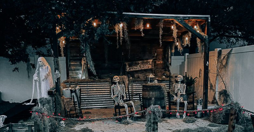 13 Floridas Spooktacular Halloween Yard Displays - Decor Hint