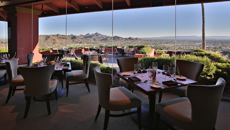 14 Arizona Restaurants So Romantic They're Getting National Attention - Decor Hint Different Pointe of View at Pointe Hilton Tapatio Cliffs Resort