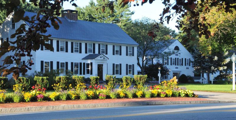 Publick House Historic Inn – Sturbridge