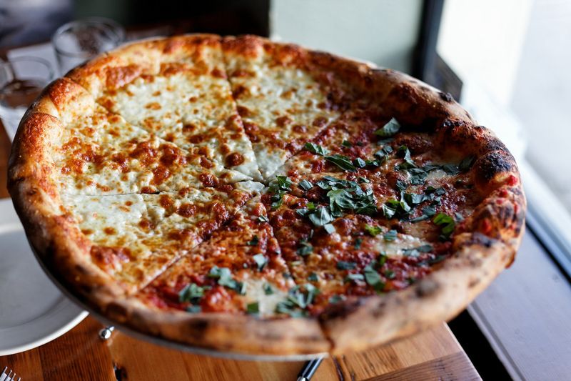 14 Oregon Pizza Joints Worth The Trip For Authentic Flavor - Decor Hint Apizza Scholls