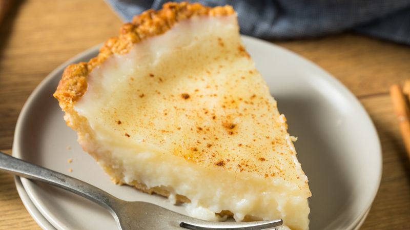 15 Classic Indiana Snacks Only True Locals Still Brag About - Decor Hint Sugar Cream Pie