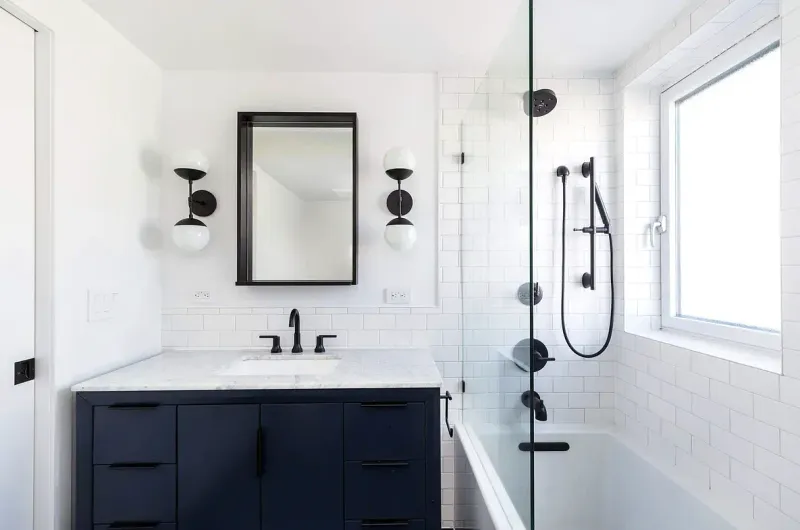 16 Hot 2025 Renovation Trends In New York You'll Wish You Skipped - Decor Hint All-Black Bathroom Fixtures