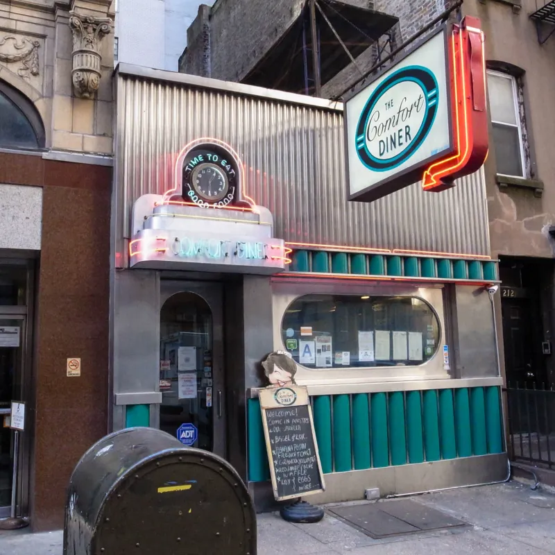 16 New York Diners Where Comfort Food Is Always On The Table - Decor Hint Comfort Diner - New York City