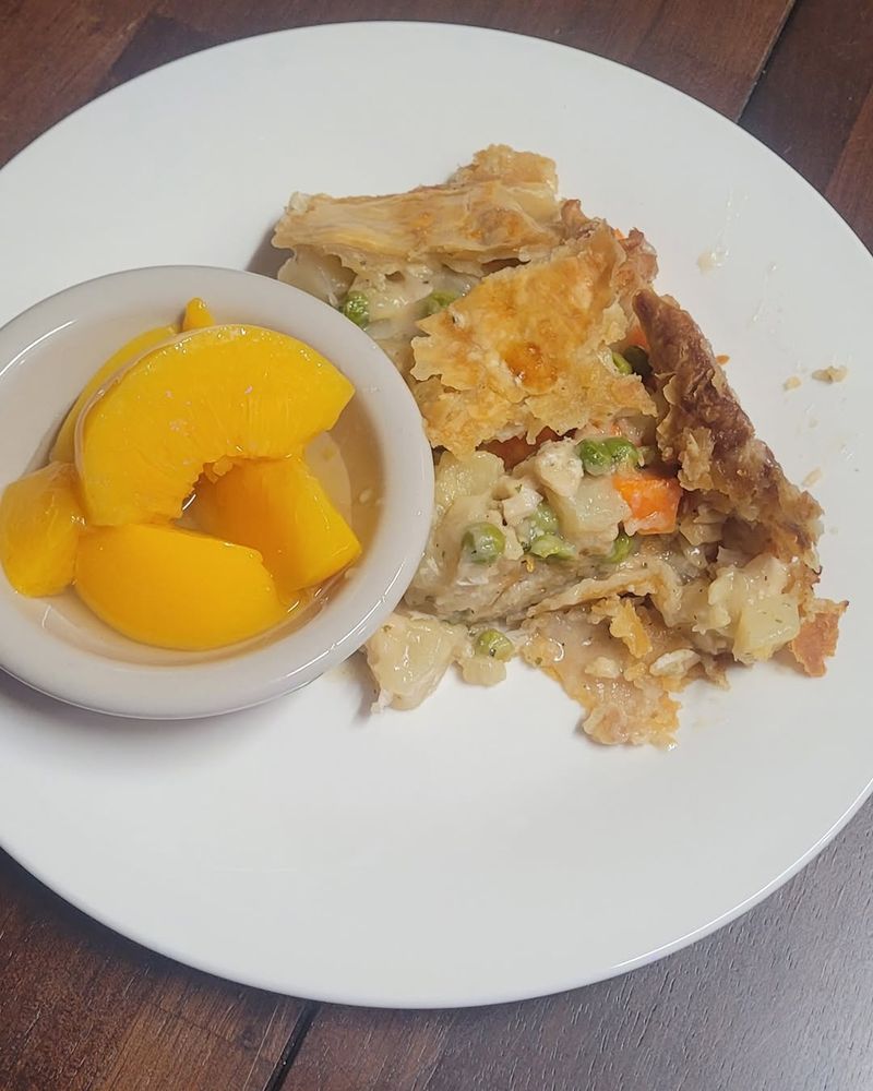 20 Illinois Small-Town Dining Destinations That Delight Every Time - Decor Hint Small Town Saloon, Elizabeth