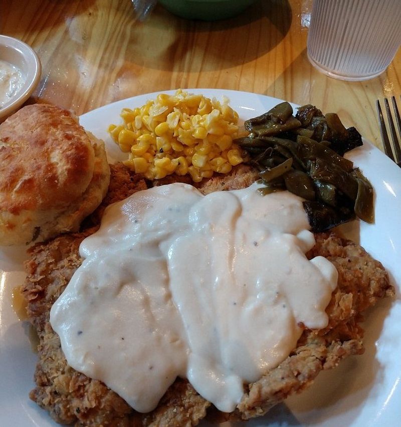 Babe's Chicken Dinner House - The Family-Style Legend