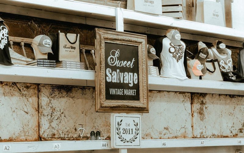 Arizona’s Must-Visit Vintage Shops That Are Worth The Detour - Decor Hint Sweet Salvage, Phoenix