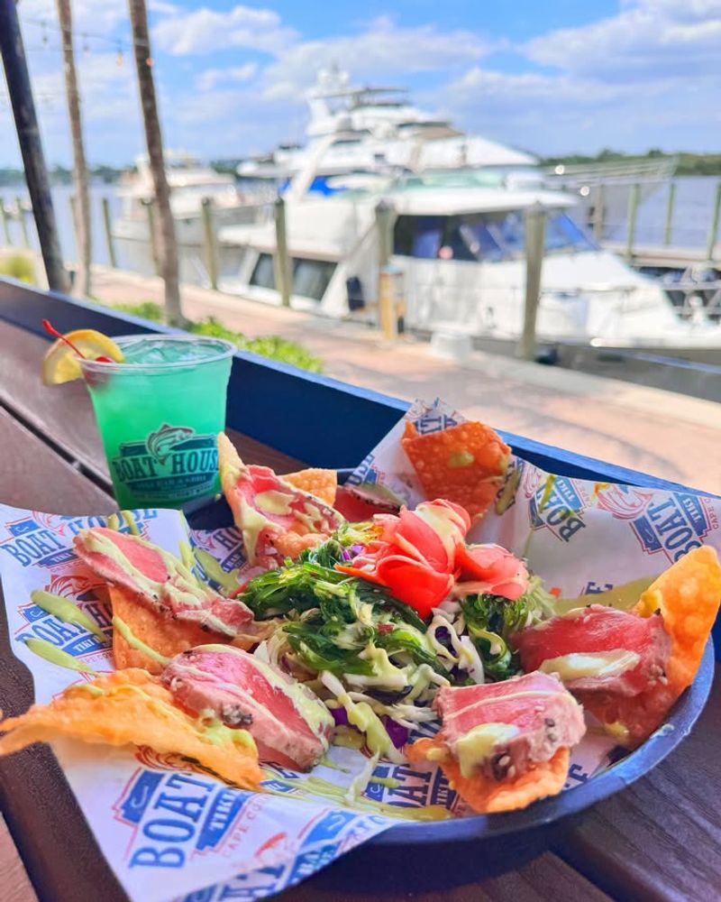 Where Flavor Meets The Lake: 19 Must-Try Florida Waterfront Restaurants - Decor Hint The Boathouse, Fort Myers