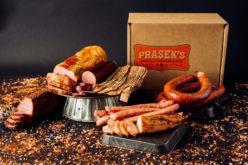 Meat Markets In Texas Serving Legendary Smokehouse Taste - Decor Hint Prasek's Family Smokehouse, Hillje